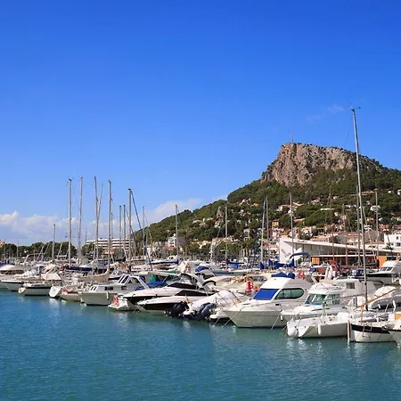 Estada De Playa * 레스타르티트